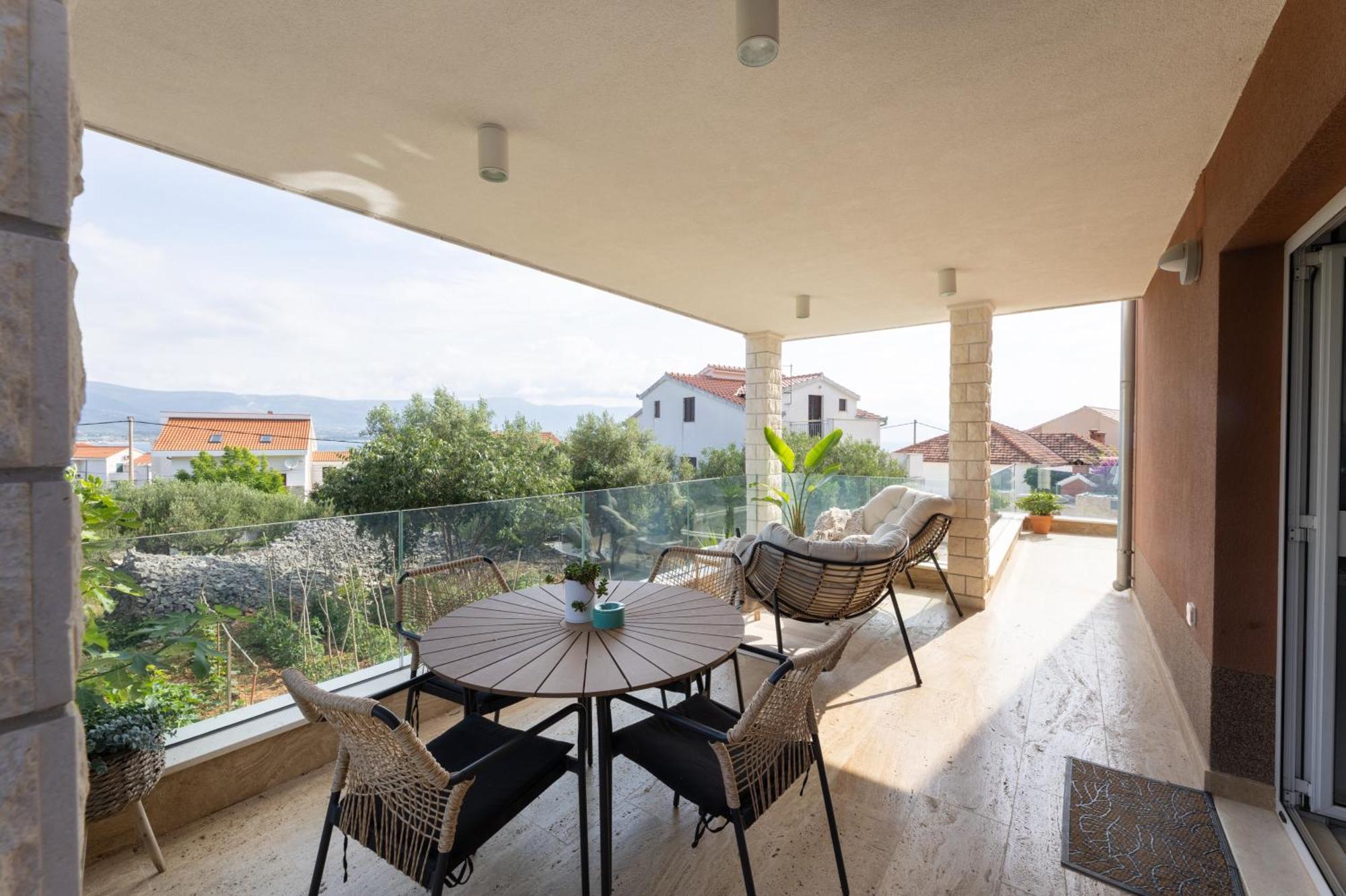 Apartments Belmat Trogir Exterior photo