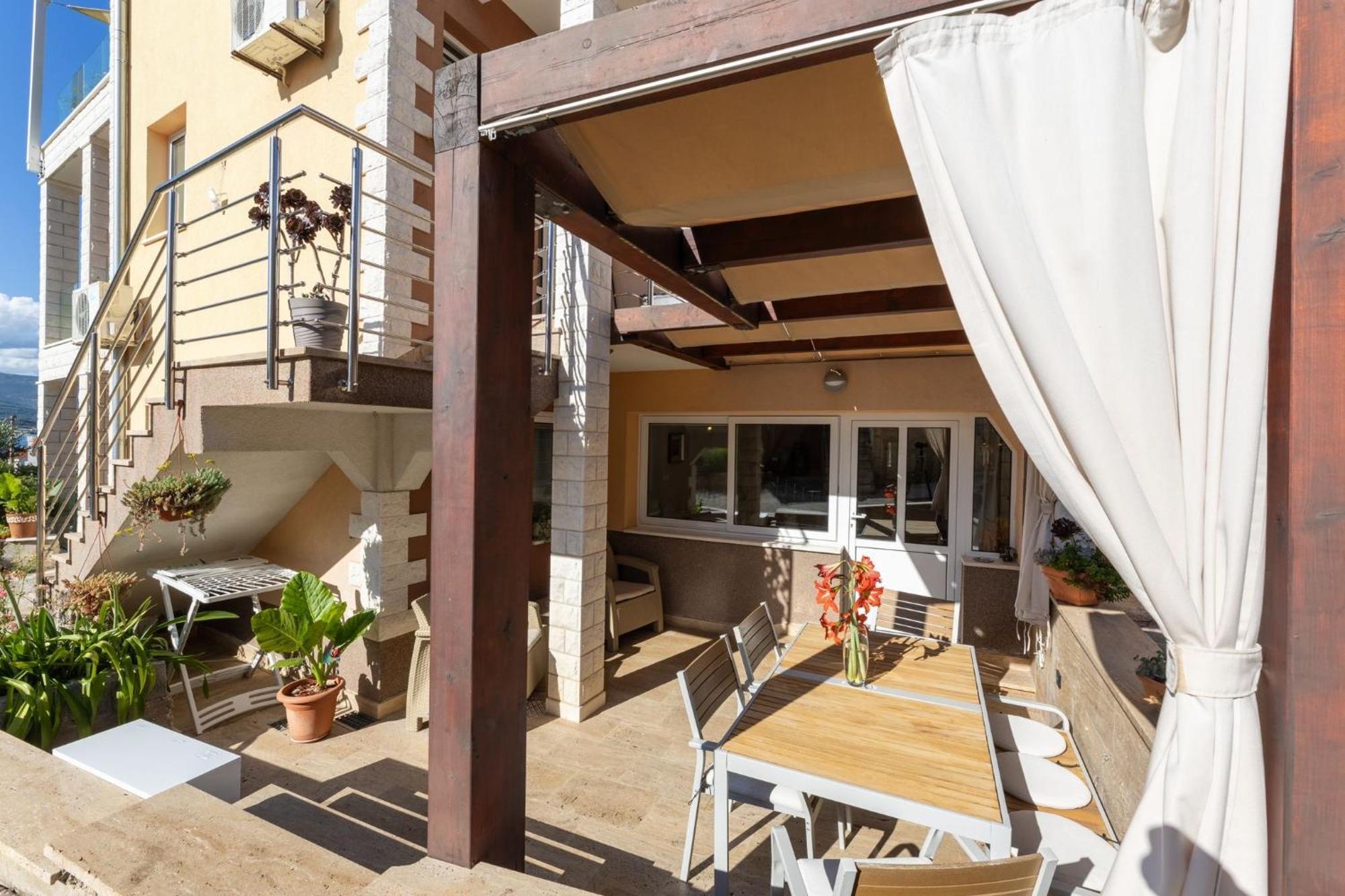 Apartments Belmat Trogir Exterior photo